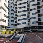 Central Spacious Apartment 806