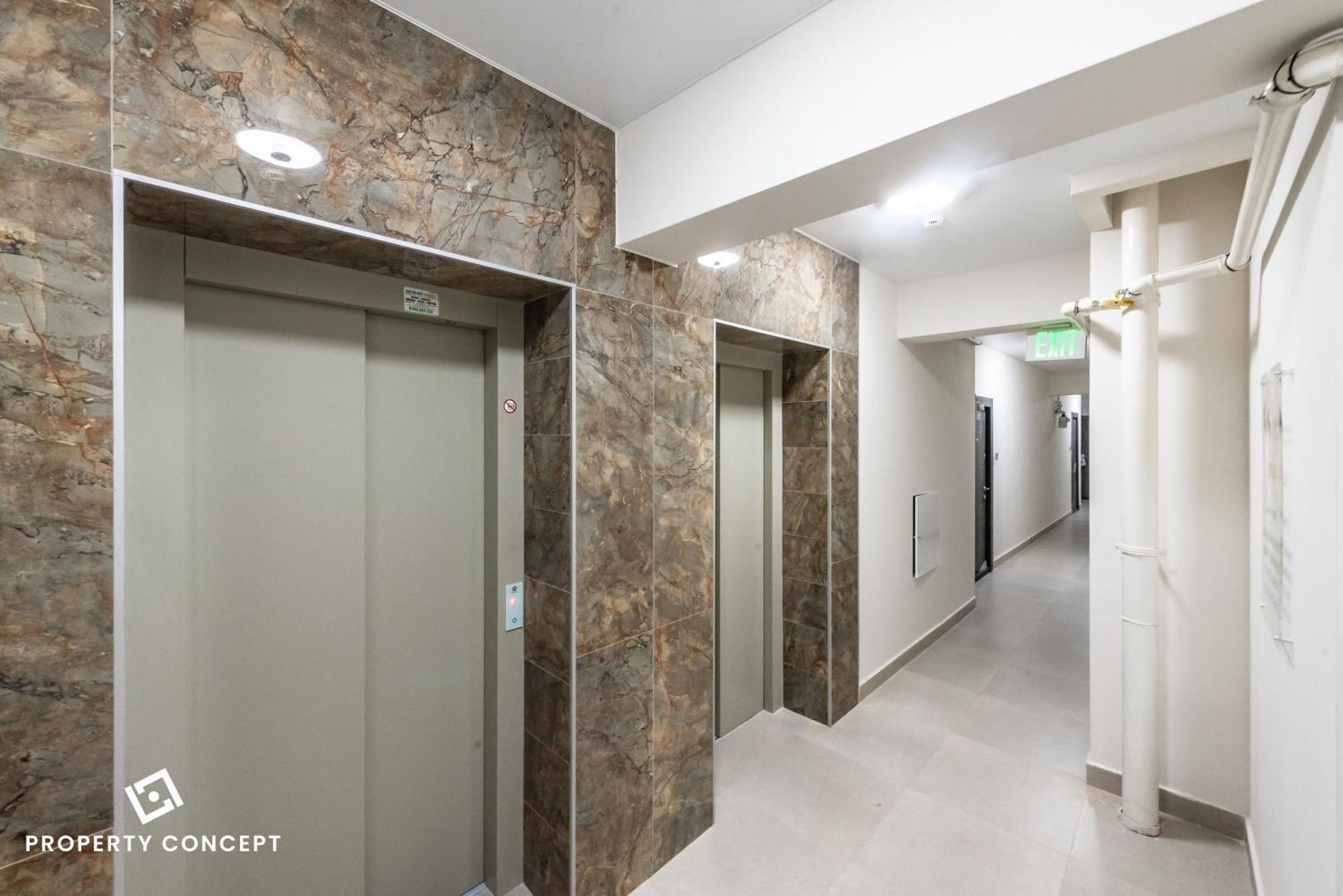 Apartament Spacious 806 Bucureşti