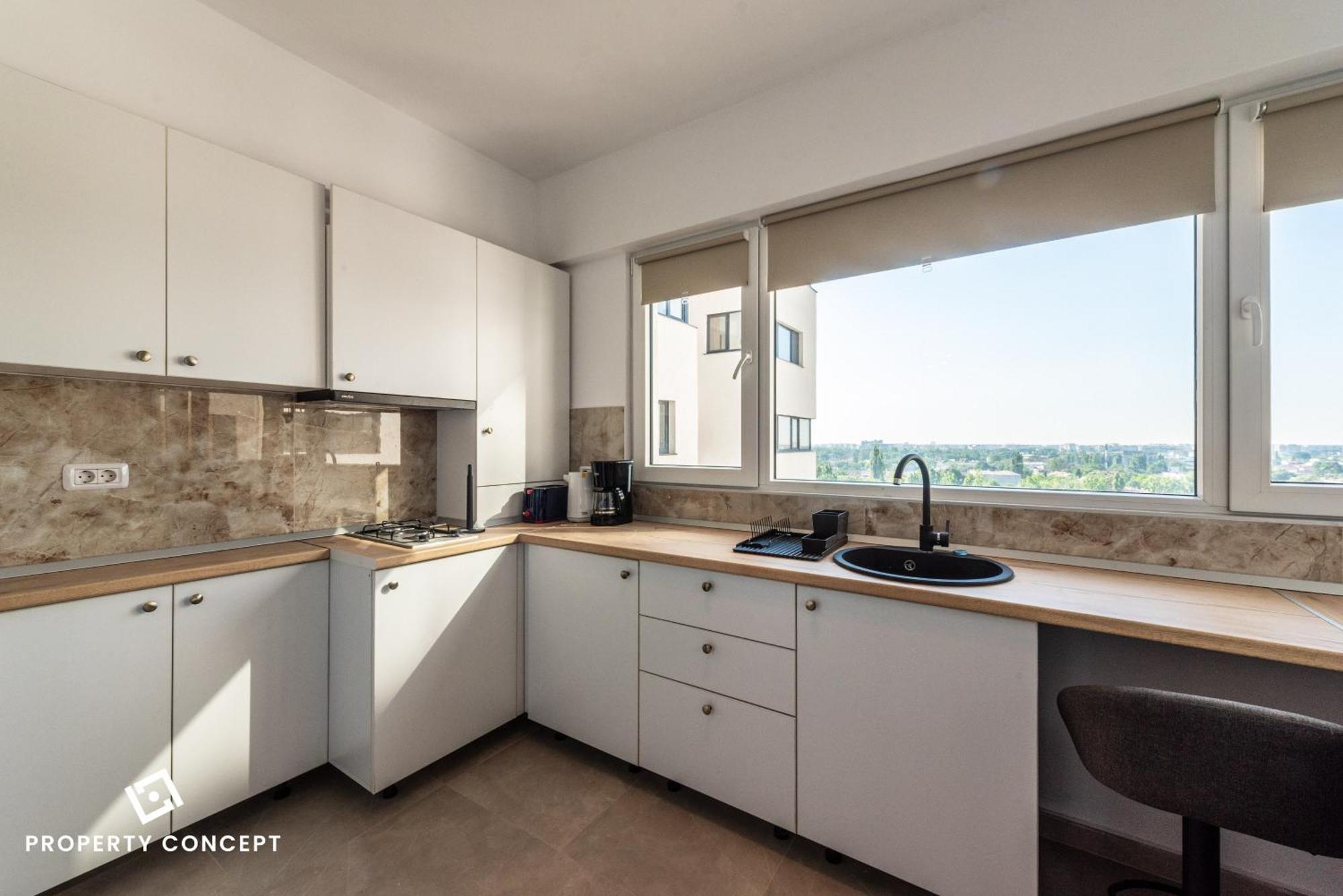 Spacious 806 Apartament *