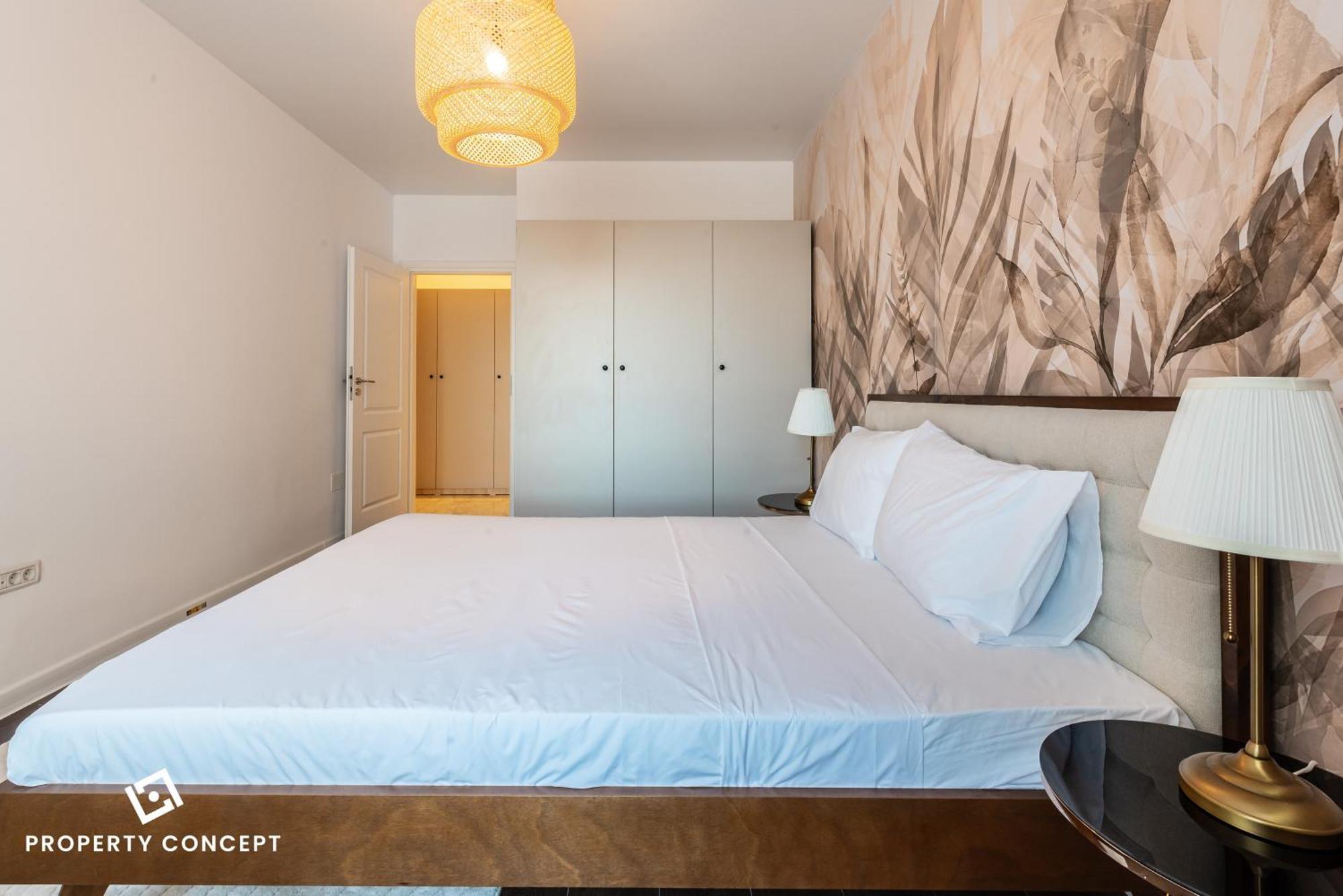 Spacious 806 Apartament Bucureşti