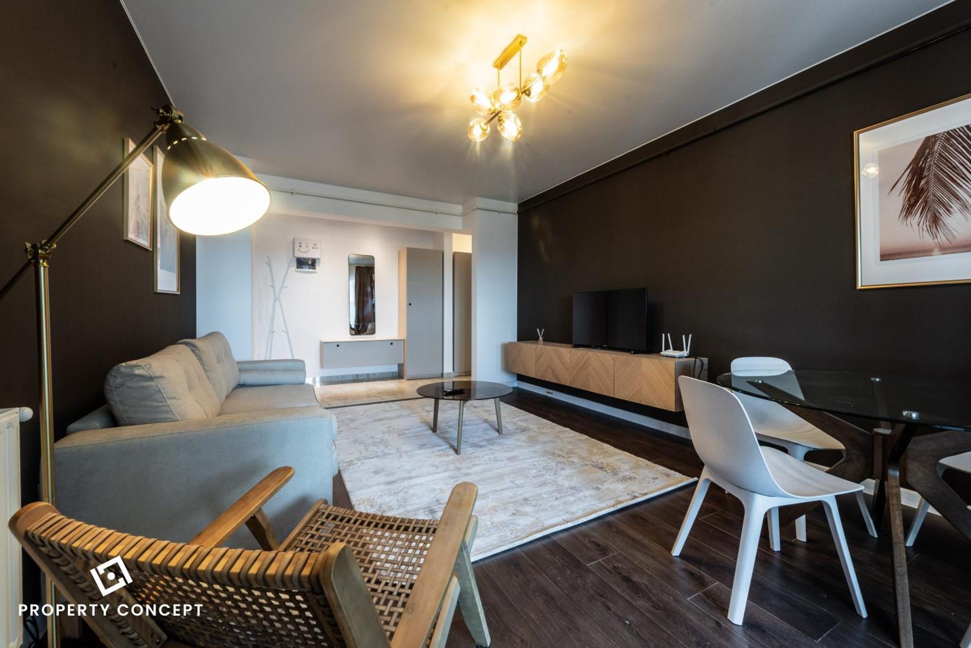 Spacious 806 Bucureşti