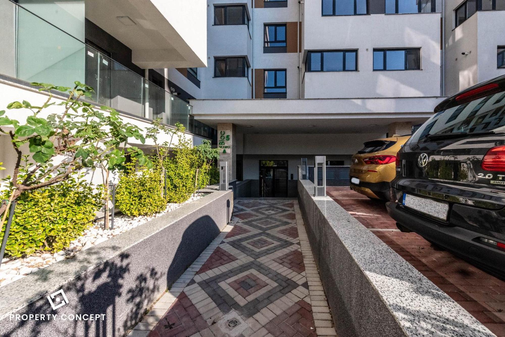 Spacious 806 Bucureşti