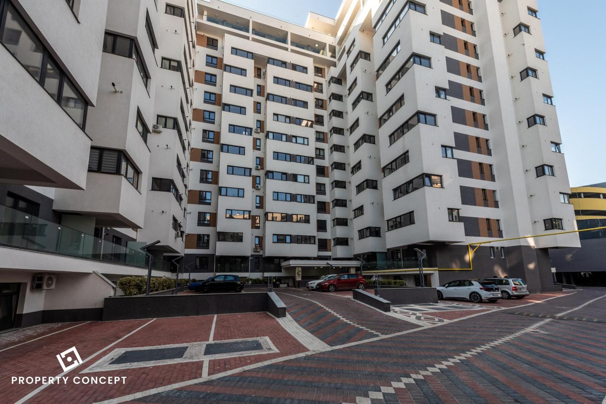 Spacious 806 Apartament *
